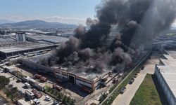 Şekerleme fabrikası alevlere teslim oldu!