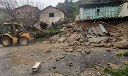 Aydın'da sağanak yağış hayatı felç etti