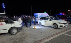 Park halindeki araçtan ceset çıktı