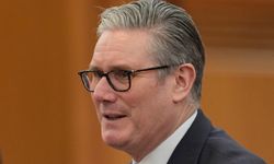 Starmer'dan istifa çağrılarına yanıt