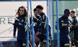 Fenerbahçe Antalyaspor karşılaşıyor!