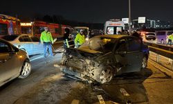 Küçükçekmece'de zincirleme kaza