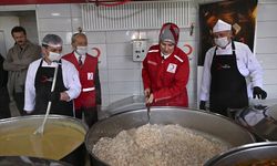 Türk Kızılay Ramazan'da da yoksulun yanında!