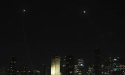 İran’dan Tel Aviv’e füze saldırısı: "100’den fazla hedefi vurduk"