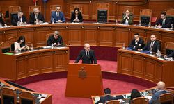 Arnavutluk, İran'ı 'terörü destekleyen devlet' olarak ilan etti!