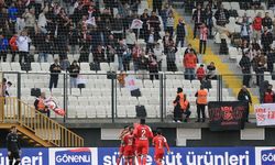 Sivasspor, Manisa'da tek golle mağlup!
