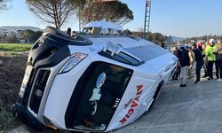 Minibüs ile SUV'un çarpıştığı kazada yaralılar var!