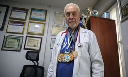 80 yaşındaki doktor pistte madalya peşinde!