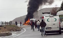 Kontrolden çıktı, takla atıp alev aldı!