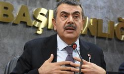 Bakan Tekin: CHP'de olanları seyretmekten utanıyorum