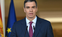 Sanchez'den Trump'a: Milyonların kaderiyle Rus ruleti oynayamazsınız