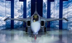 Brezilya'da üretilen ilk süpersonik savaş uçağı tanıtıldı