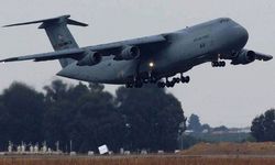 İspanya, ABD askeri uçaklarına hava sahasını kapattı