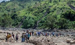 Heyelanda 100'den fazla kişi öldü
