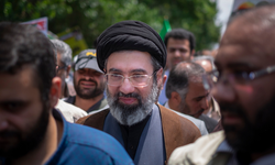 Hamaney’in ardından İran’ın yeni lideri kim olacak?