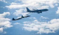 ABD'ye ait KC-135 uçağı Irak'ta düştü
