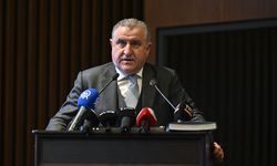 Bakan Bak, Avrupa şampiyonu Beşiktaş’ı kutladı