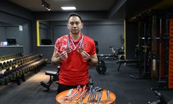 Emniyetin çevik atleti milli formayla madalyalar kazanıyor