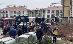 Göçük altında kalan işçi öldü!