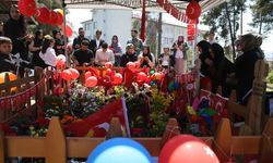 Okulda hayatını kaybeden çocuklar mezarları başında anıldı