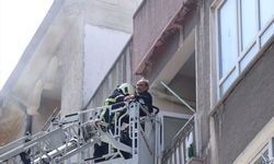 Apartmanda yangın paniği: 5 kişi hastaneye kaldırıldı