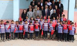 Trabzonspor'dan köy okuluna forma sürprizi!