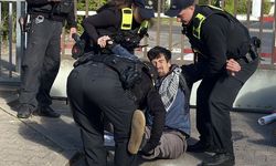 Aktivistler İsrail için mühimmat üreten şirketi protesto etti!