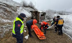 Artvin'de ambulans uçuruma yuvarlandı: 1 ölü, 4 yaralı