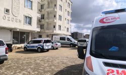 Genç öğretmen evinde ölü bulundu