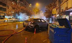 Babasıyla tartıştı, park halindeki aracı yaktı