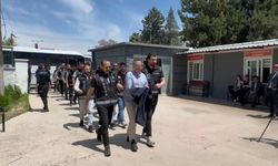 Halfeti Belediyesine operasyon: Gözaltına alınan şüpheliler adliyede