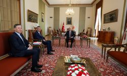 Özgür Özel: Sine-i millet söz konusu değil, ara seçim yapalım