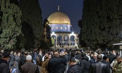 Mescid-i Aksa 41 gün sonra ibadete açıldı