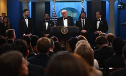 Beyaz Saray silah sesleri: Trump apar topar salondan çıkarıldı!