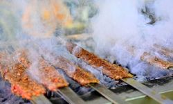 Turiste 91 bin liraya kebap sattı, gözaltına alındı!