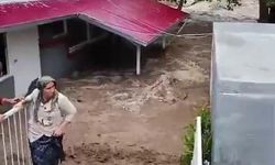 Hatay'da evleri sel suyu bastı!