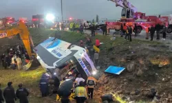 Malatya'da yolcu otobüsü devrildi! Ölü ve çok sayıda yaralı var