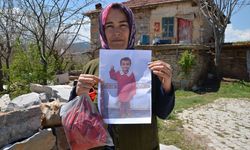 10 yıldır kayıp oğlundan gelecek haberi bekliyor!