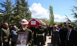 61 yıl önce şehit olan askerin mezarı memleketine taşındı!
