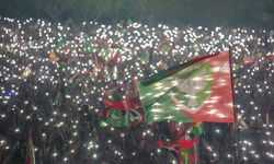 Amedspor kupayı kaldırarak şampiyonluğu kutladı