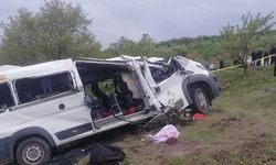 Öğrenci servisi devrildi: Çok sayıda ölü ve yaralı var!