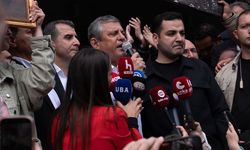 Özgür Özel, TBMM'de milletvekilleriyle bir araya geldi