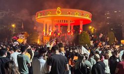 Mersin'de şampiyonluk kutlaması