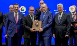Cumhurbaşkanı Erdoğan’dan Başkan Alan’a Hizmet Belgesi