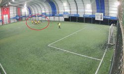 Ölüm halı sahada futbol oynarken yakaladı