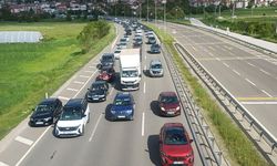 Bolu yolunda trafik yoğunluğu yaşanıyor