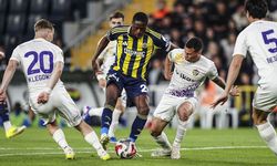 Eyüpspor ilk yarıda lige tutundu