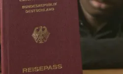 Rekor sayıda kişiye Alman pasaportu verildi