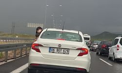 Otoyolda Yürekleri Ağza Getiren Görüntü!