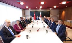 Kurtulmuş, Stockholm’de Süryani toplumu temsilcileriyle buluştu